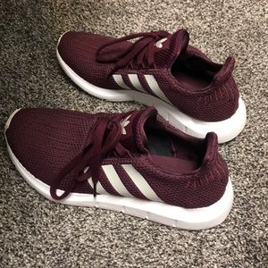 Maroon Adidas Womens Shows Size 7.5 only worn twice